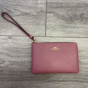 Coach Wristlet OBO